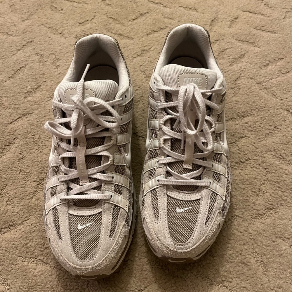 Nike P-6000 size 10
